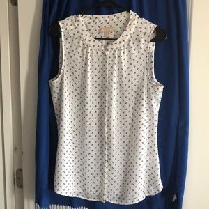 Banana Republic Sleeveless Button Up Shirt